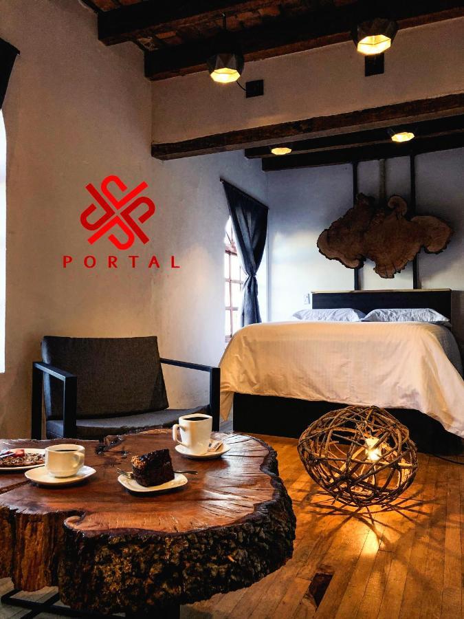 Hotel Portal & Suites Ciudad Hidalgo Bagian luar foto