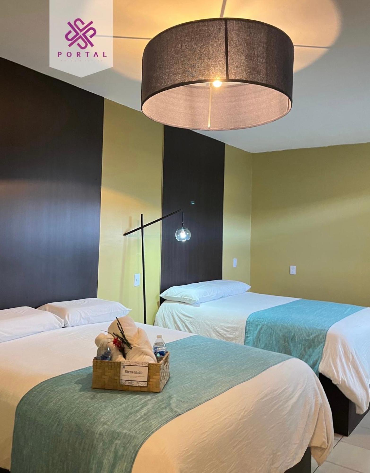 Hotel Portal & Suites Ciudad Hidalgo Bagian luar foto