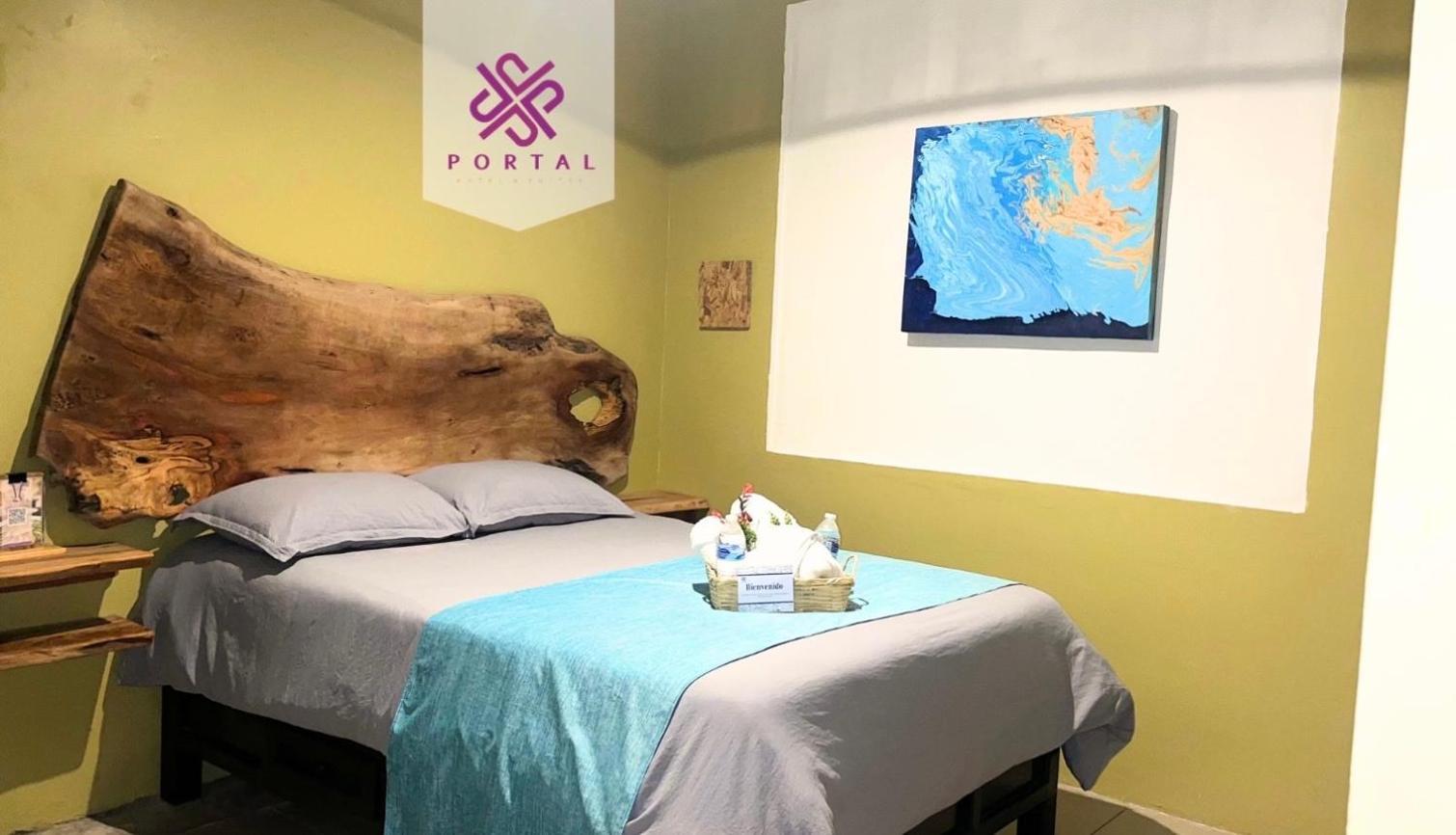 Hotel Portal & Suites Ciudad Hidalgo Bagian luar foto